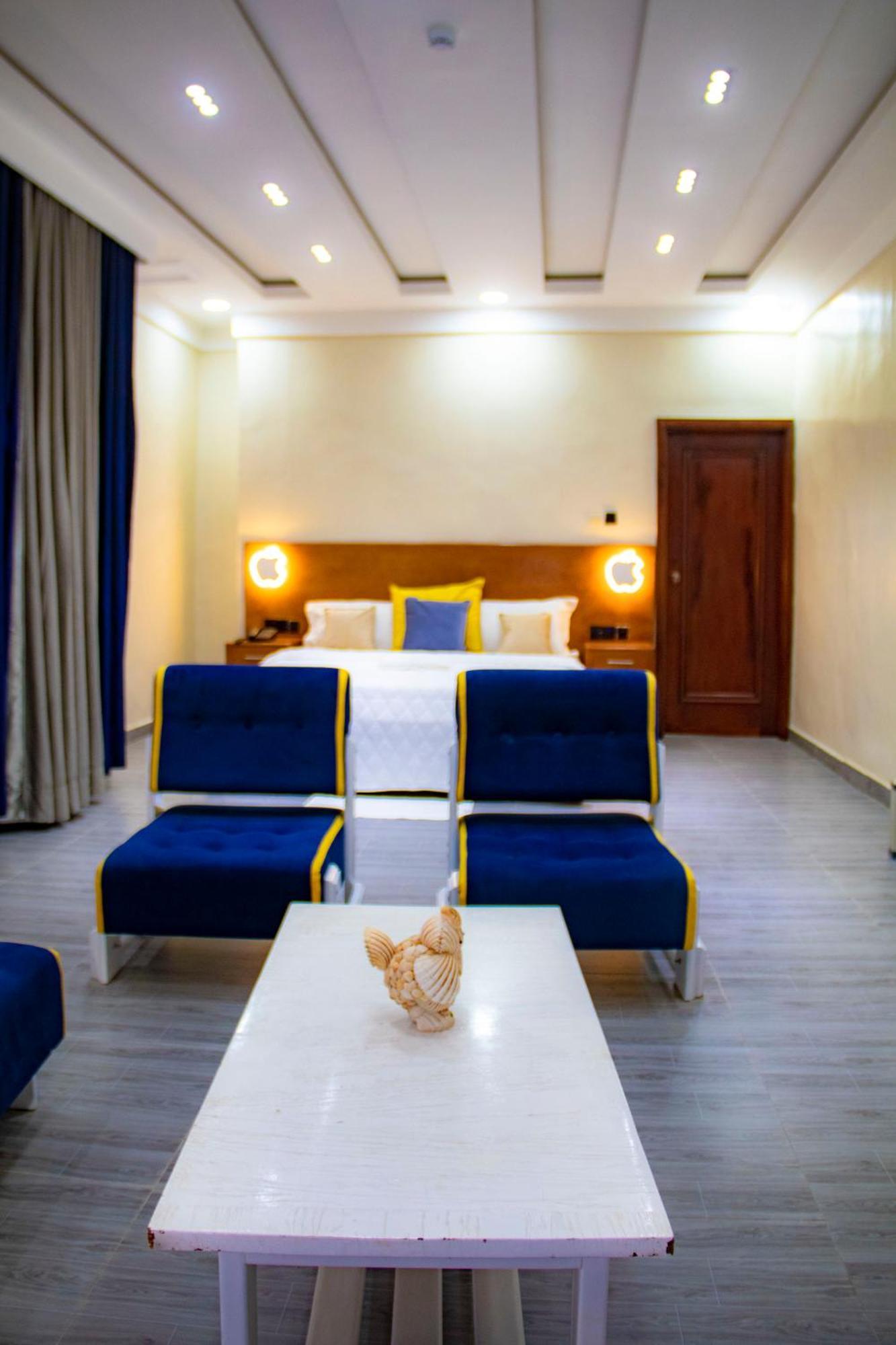 Hotel L'Apero Cotonou Ngoại thất bức ảnh