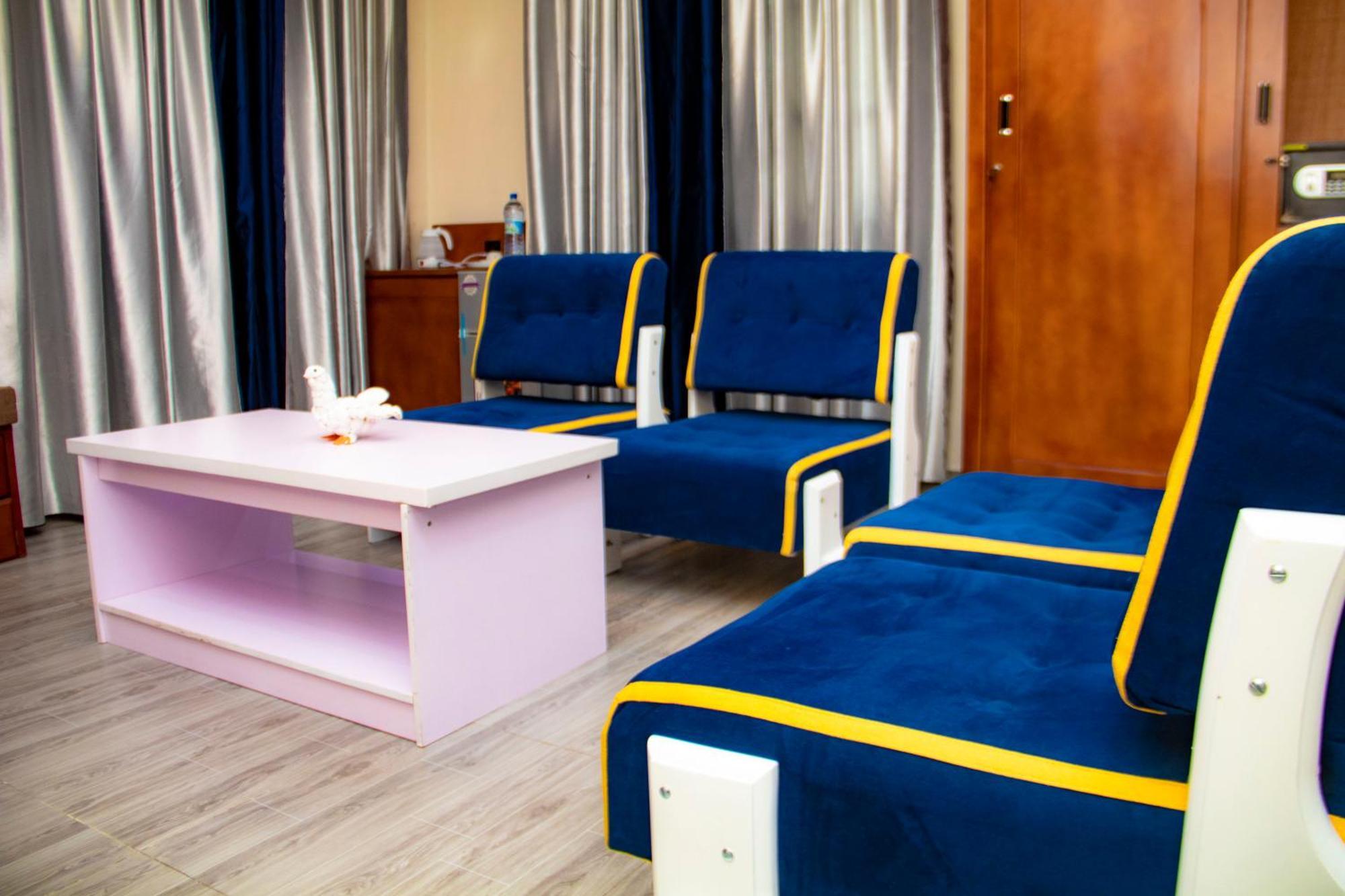 Hotel L'Apero Cotonou Ngoại thất bức ảnh