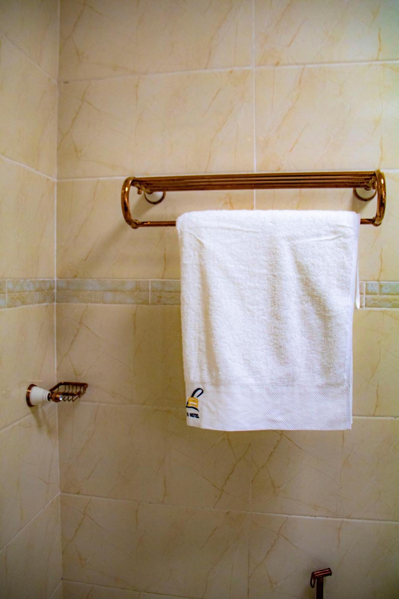Hotel L'Apero Cotonou Ngoại thất bức ảnh